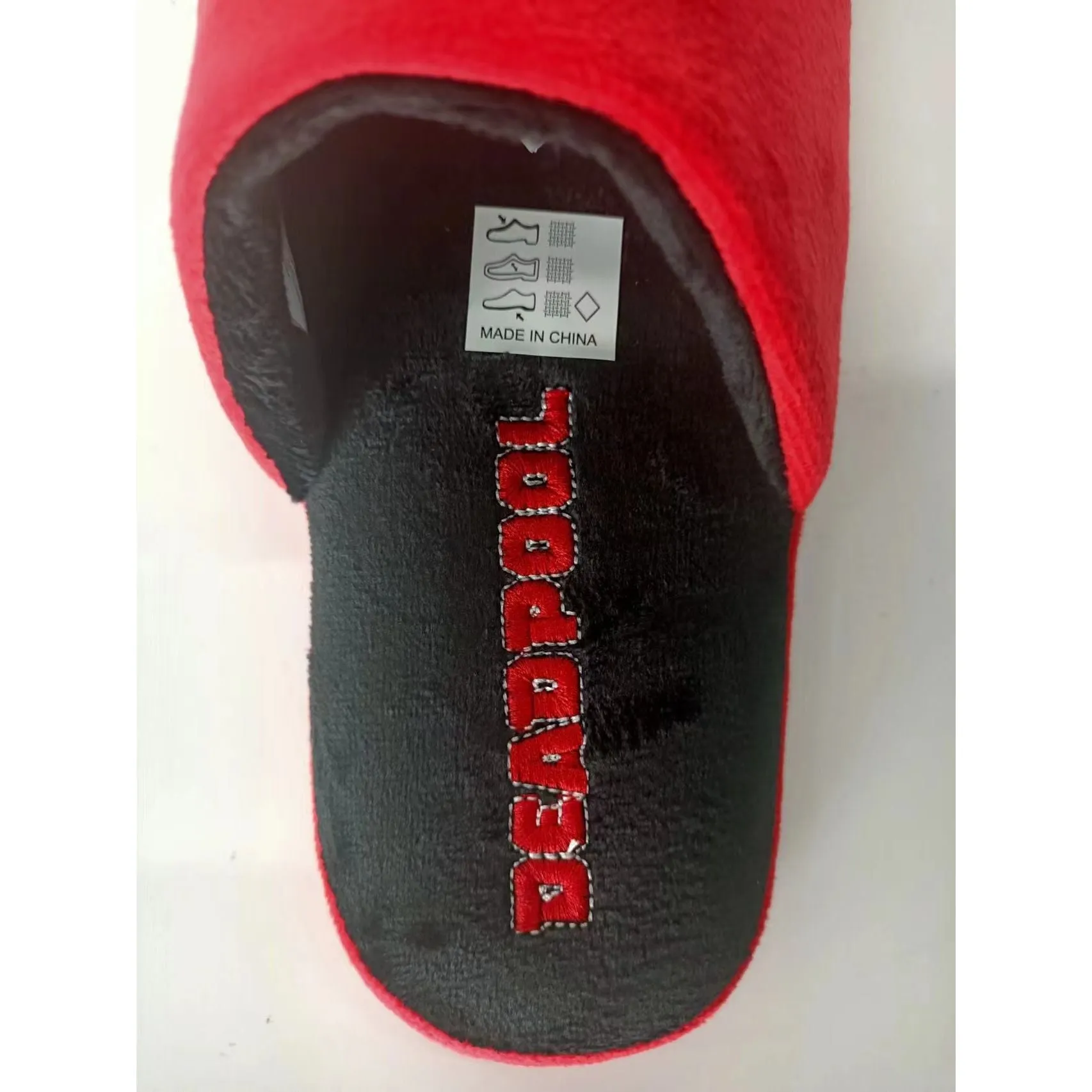 Deadpool Slippers | Mens Slippers Size 7-10 Non slip | Mule Style Novelty Slippers – Deadpool Merchandise