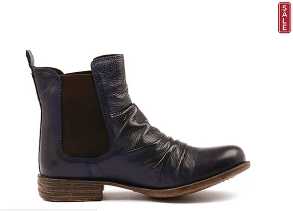 EOS Willo Boots Navy