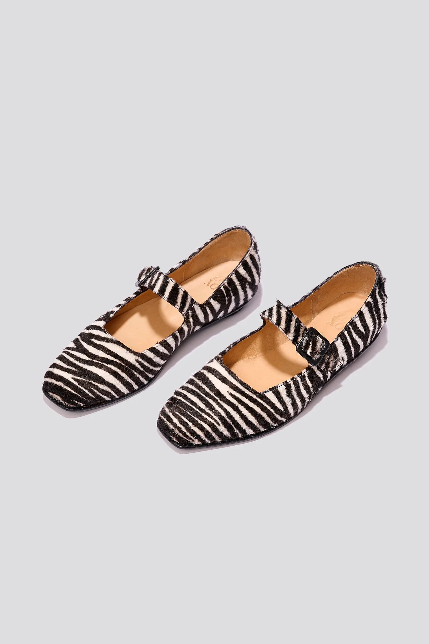 Eugenia Flat in Zebra