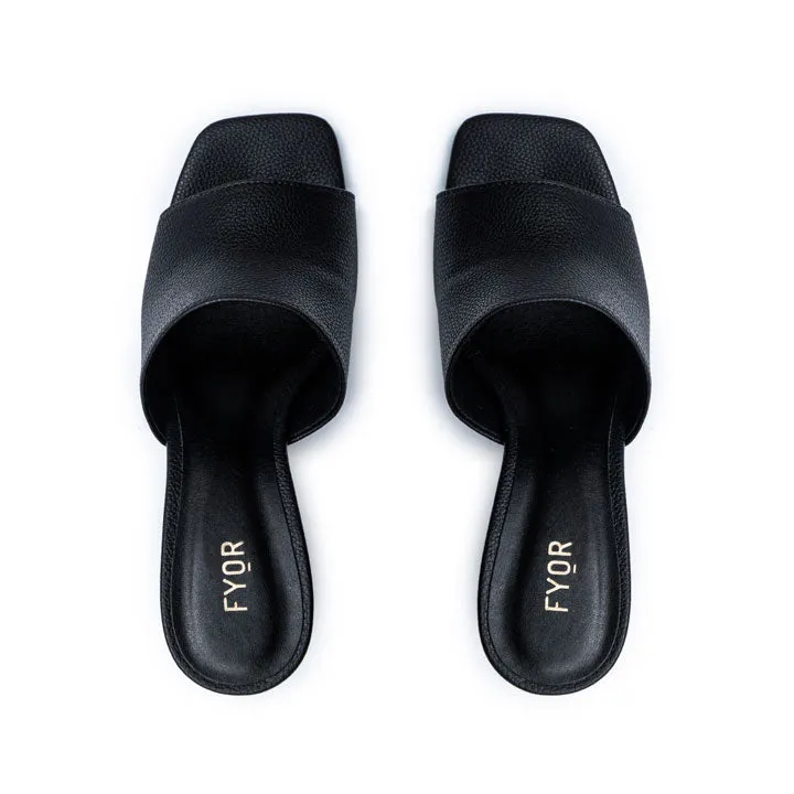 Everyday Chic Mule BCM 155