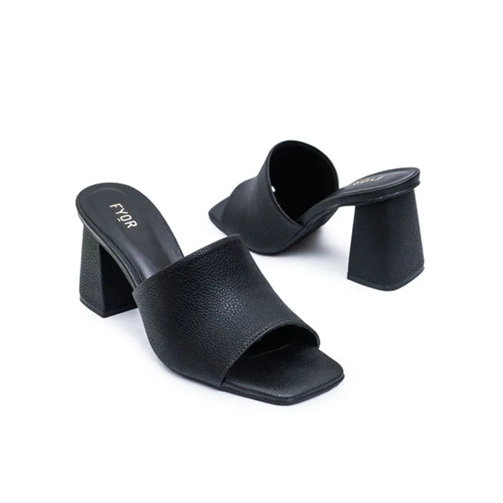 Everyday Chic Mule BCM 155