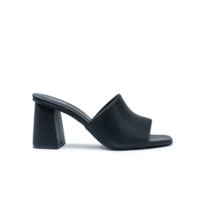 Everyday Chic Mule BCM 155