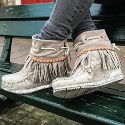 Flat Fringe Round Toe Ankle Boots