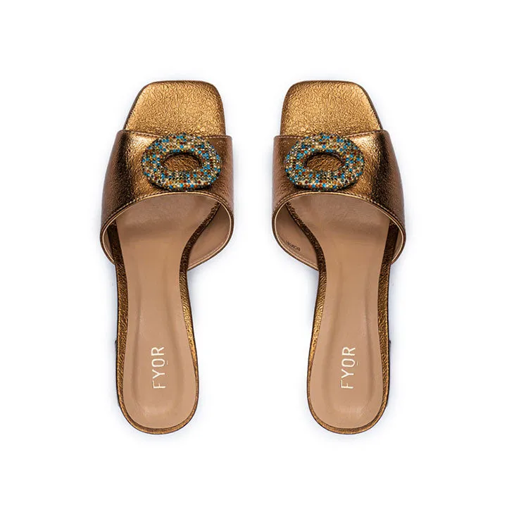 Glamorous Metallic Mule BCM 161