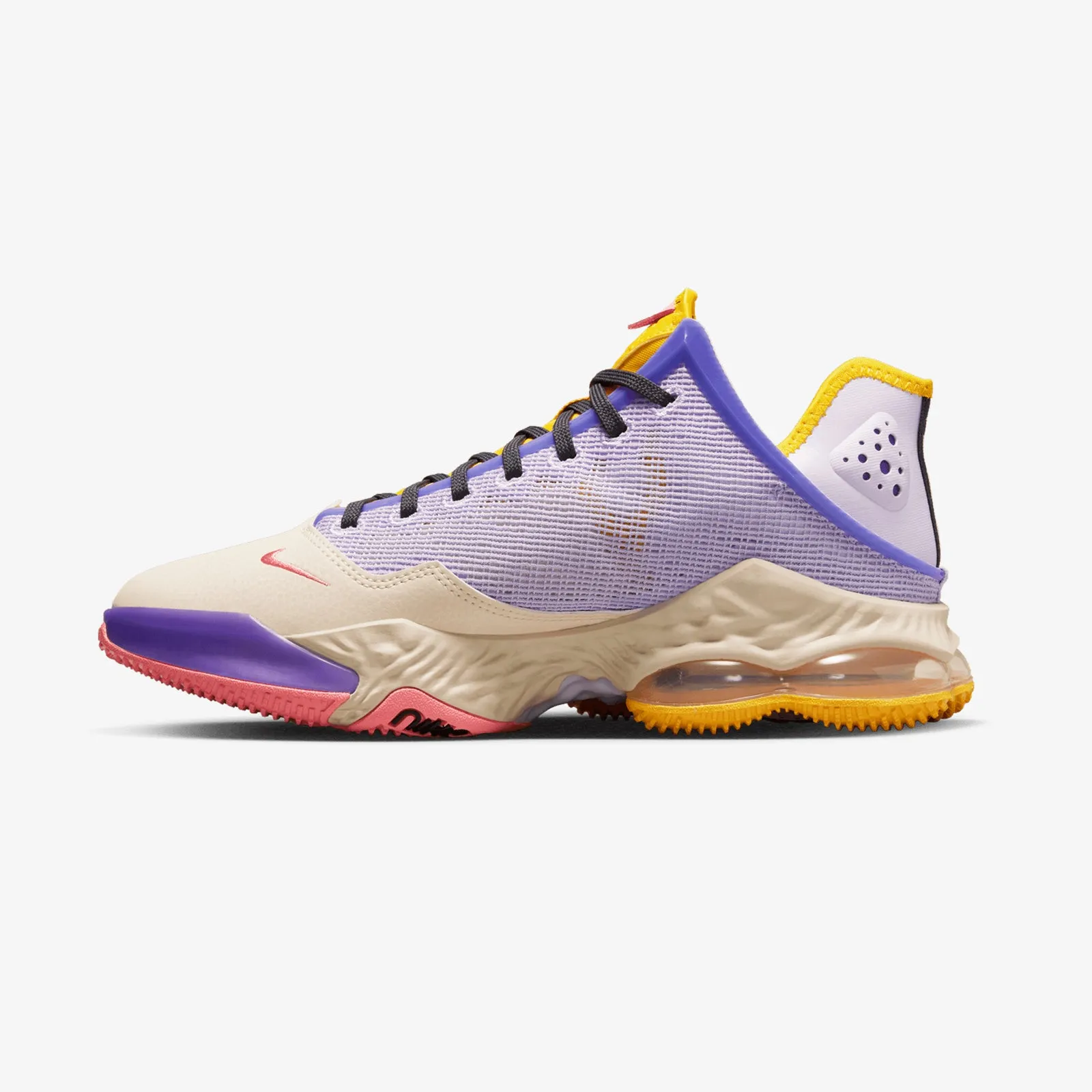 LeBron 19 Low - 'Mismatch'