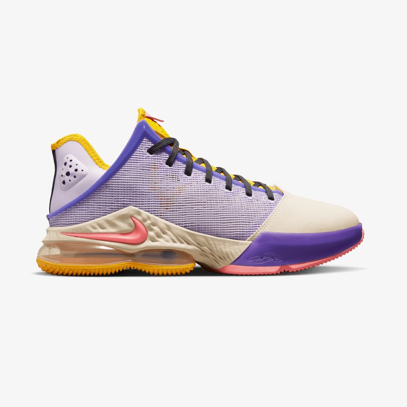 LeBron 19 Low - 'Mismatch'