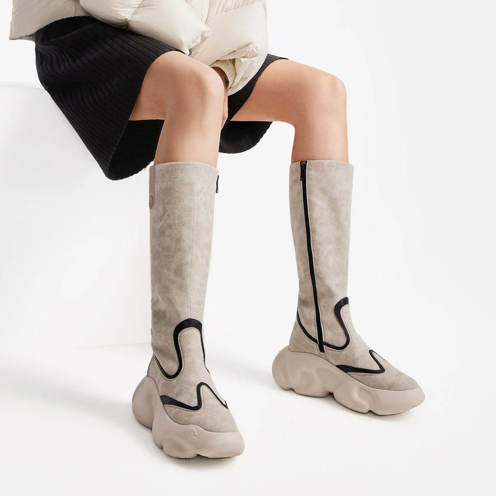 Limestone Zarautz VI Women