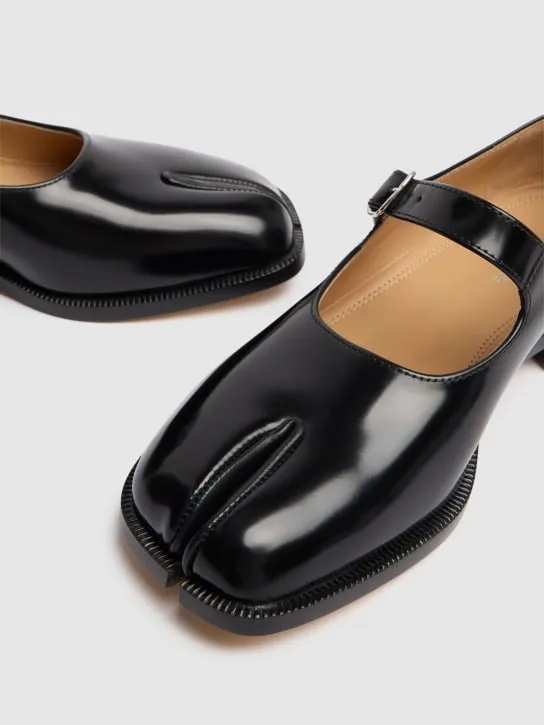 Maison Margiela   20mm Tabi brushed leather Mary Janes 