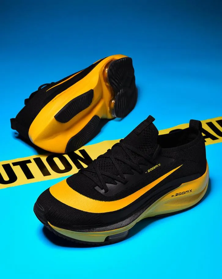 Men's Cushion Running Flying Woven Sports Shoes