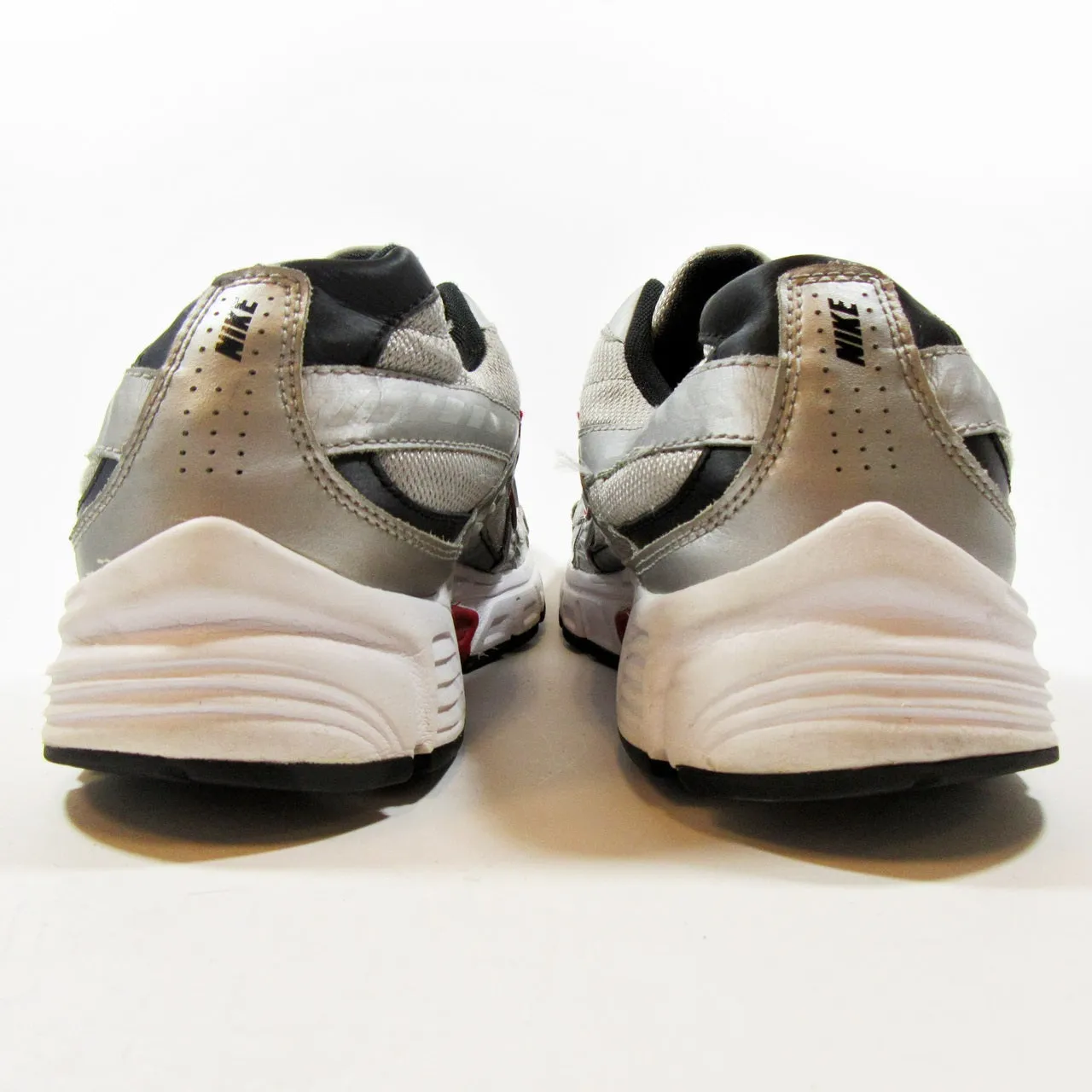 NIKE Initiator