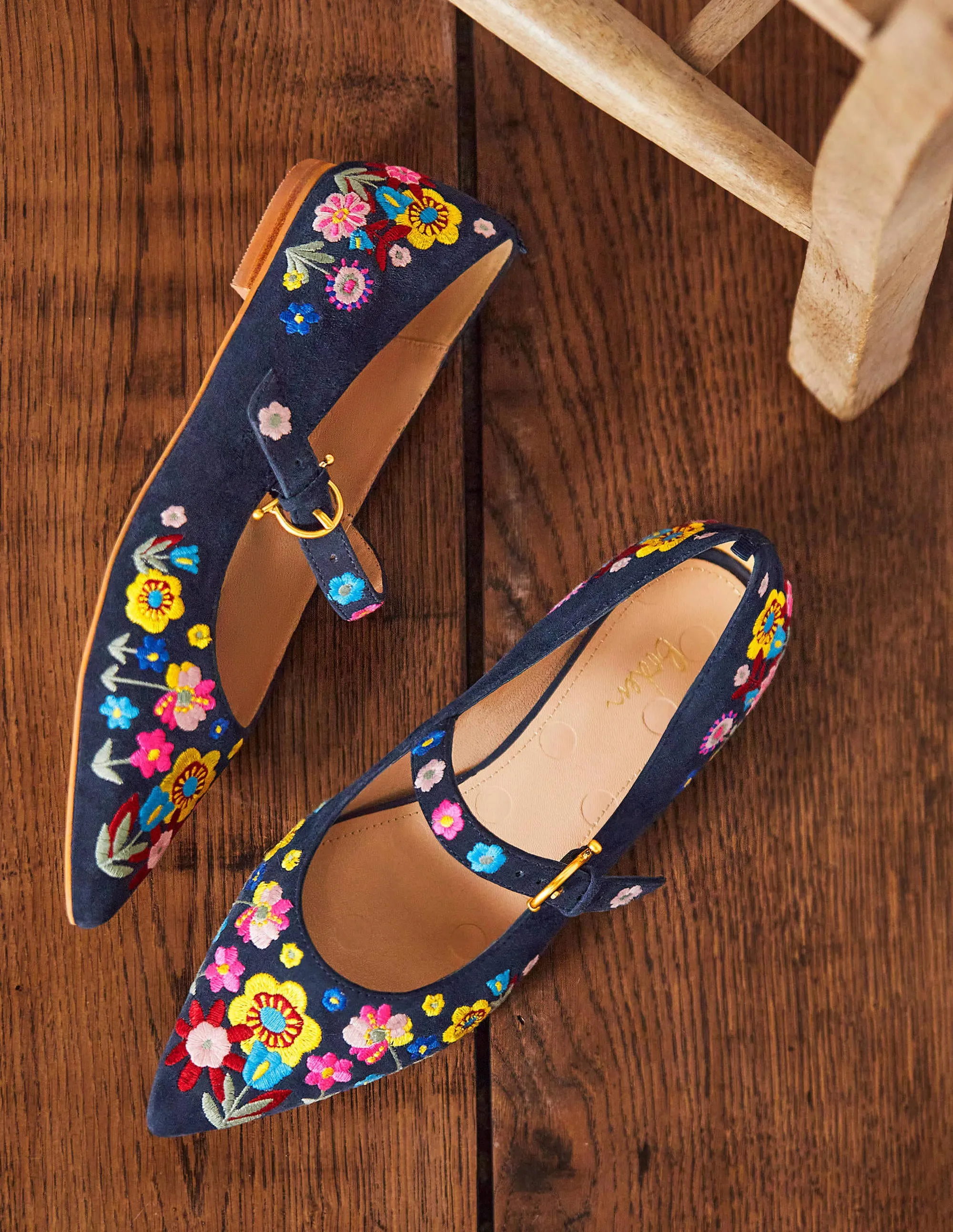 Pointed Toe Mary Jane Shoes-Navy/Embroidery