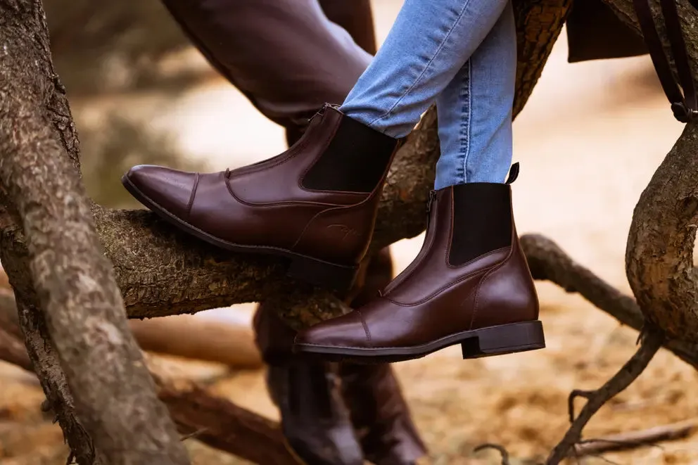 Short Boots with Front Zipper