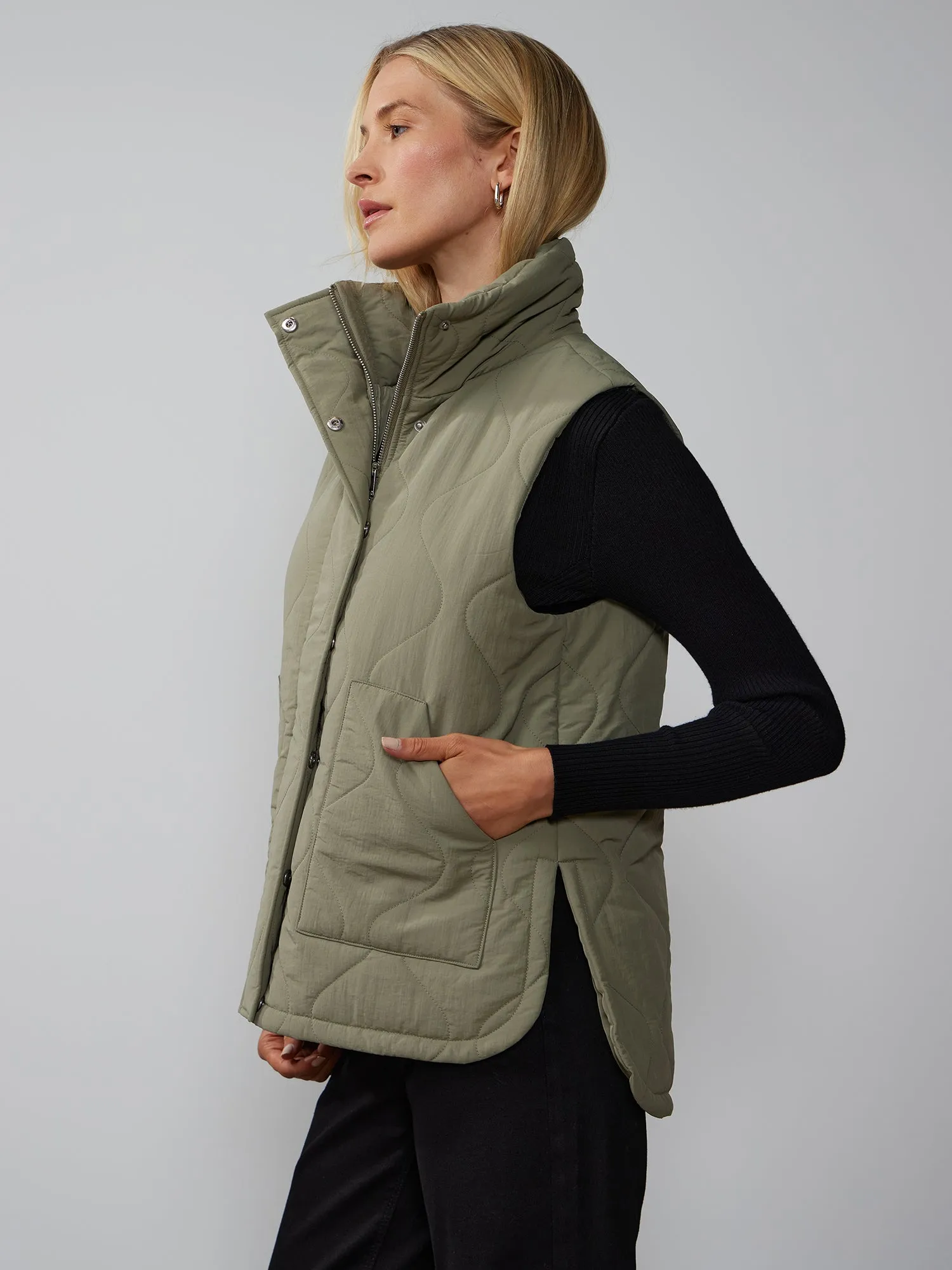 Sleeveless Quilted Puffer Vest