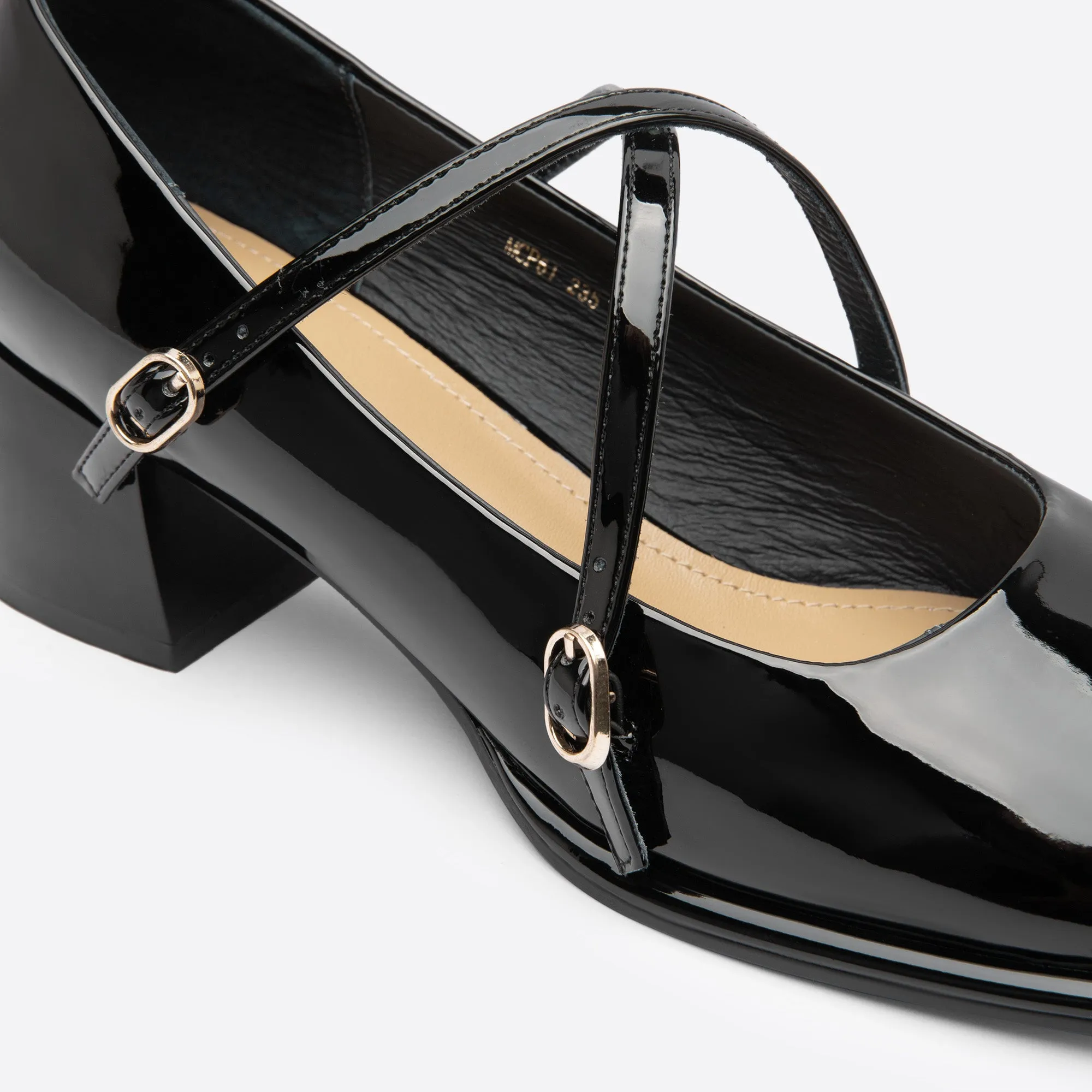 Sohiwoo  Women Vintage Pin Buckle Square Toe Mary Janes