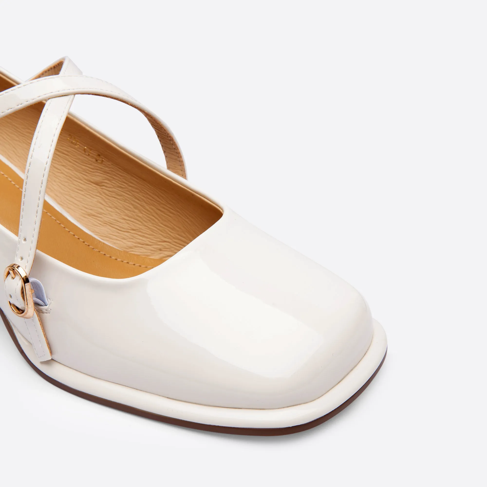Sohiwoo  Women Vintage Pin Buckle Square Toe Mary Janes