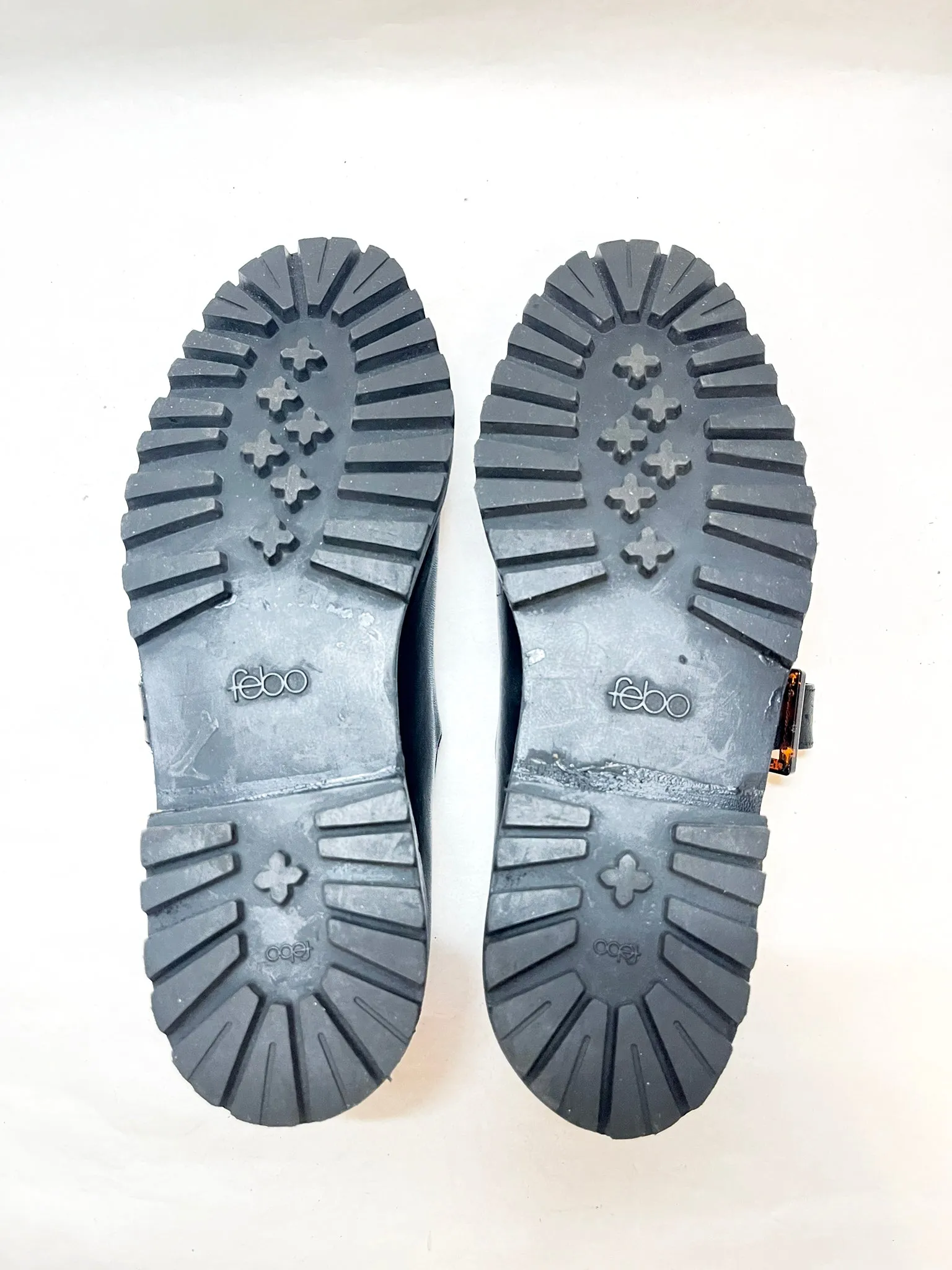 Uchi Flat in Black Size 37